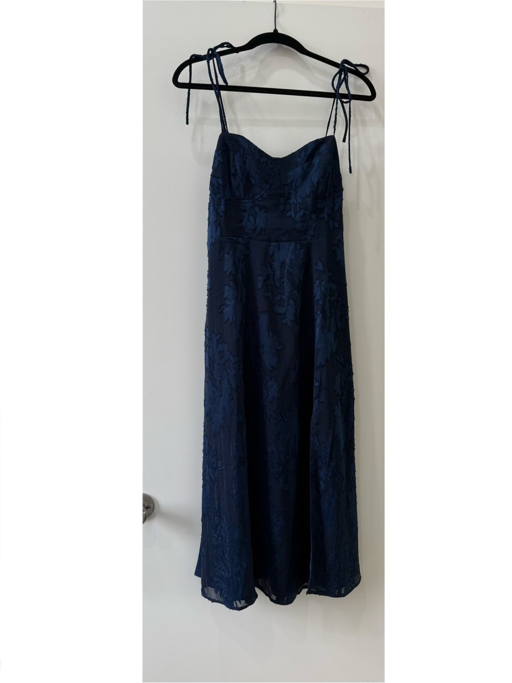 Lulus Loveliest Looks Navy Blue Floral Jacquard Tie-Strap Midi Dress - Picture 5 of 9